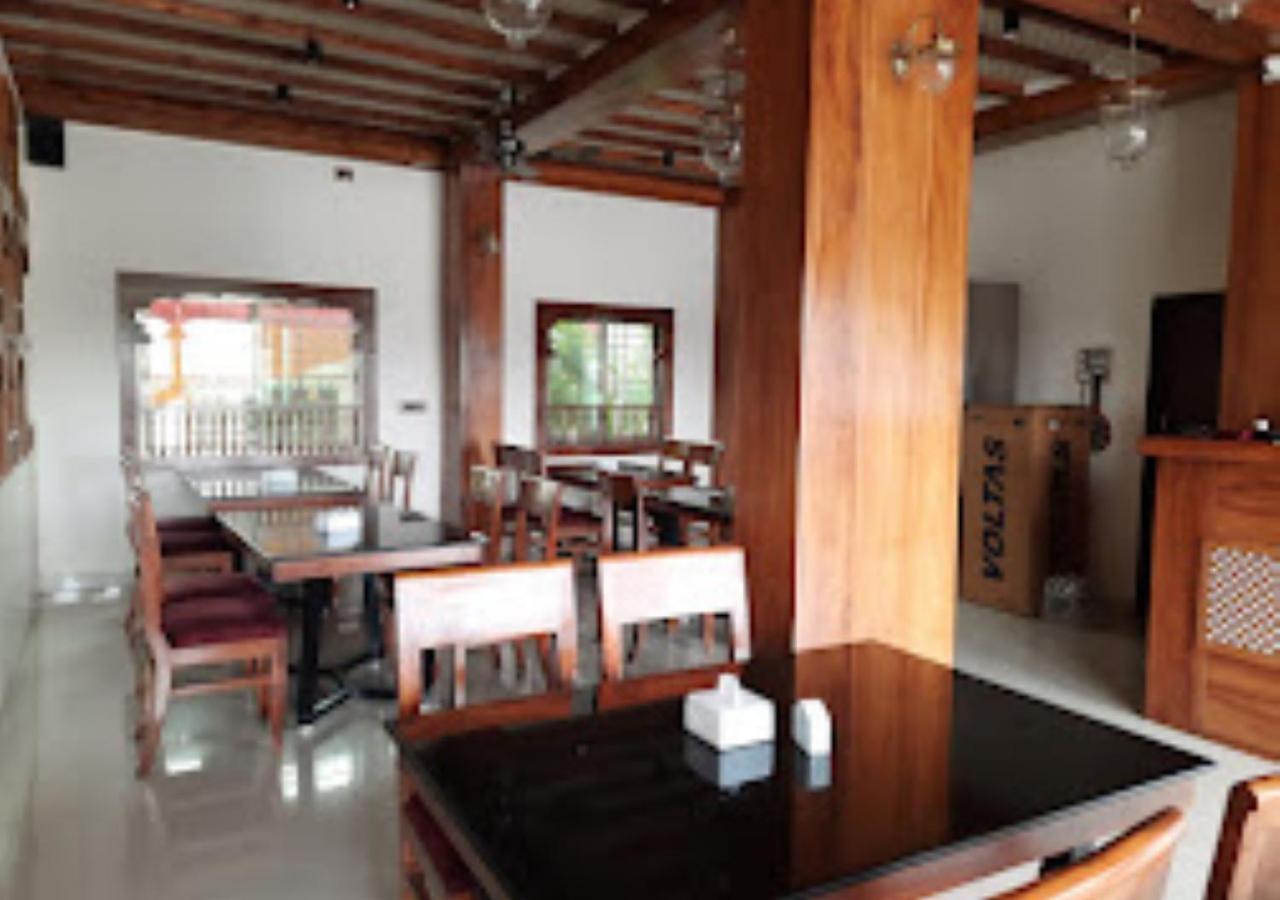 Hotel Rajwada Kapurhol Kapurwahal Екстериор снимка