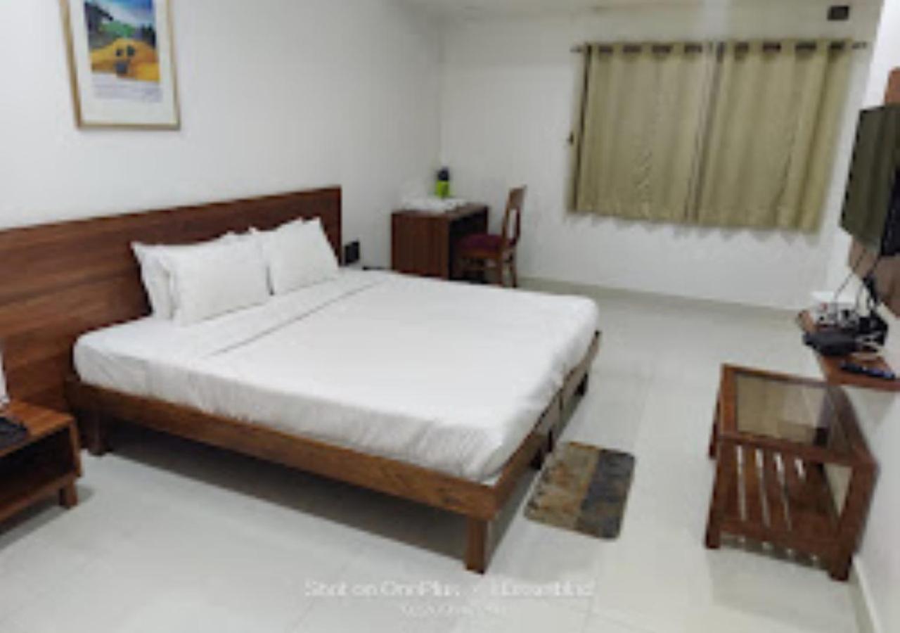 Hotel Rajwada Kapurhol Kapurwahal Екстериор снимка