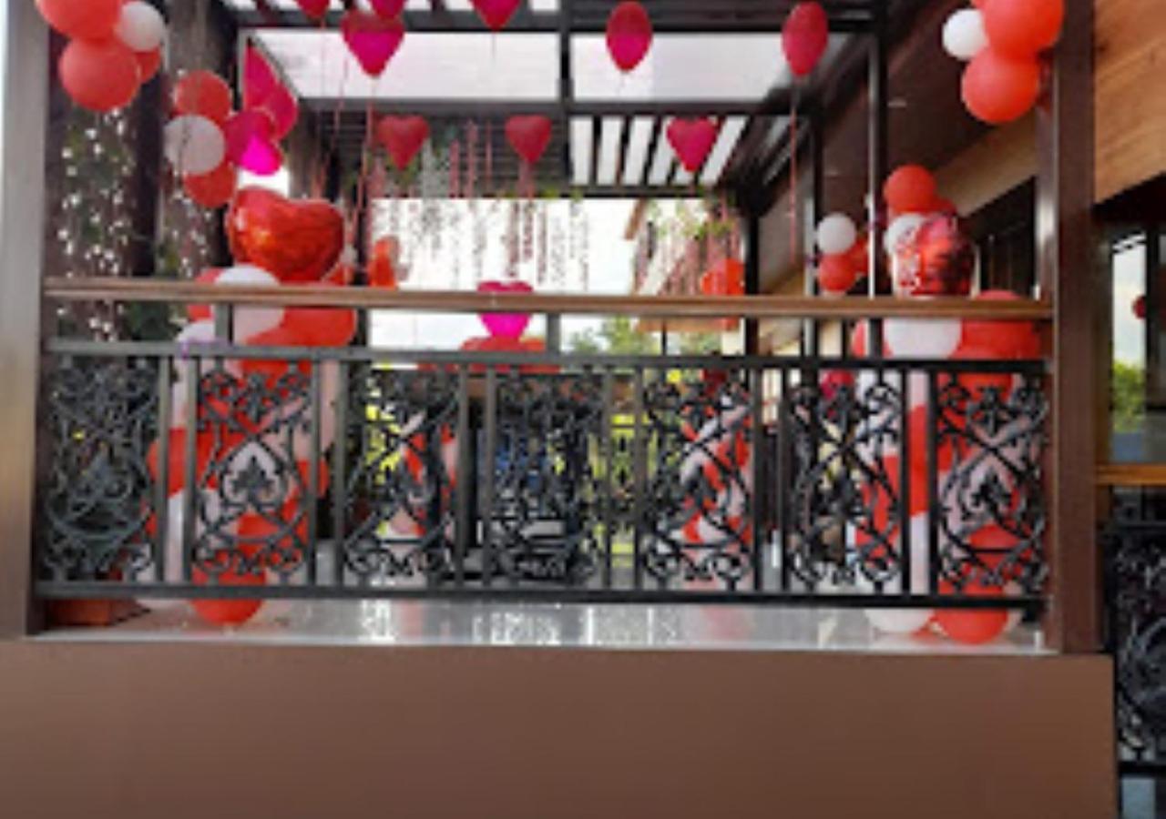 Hotel Rajwada Kapurhol Kapurwahal Екстериор снимка