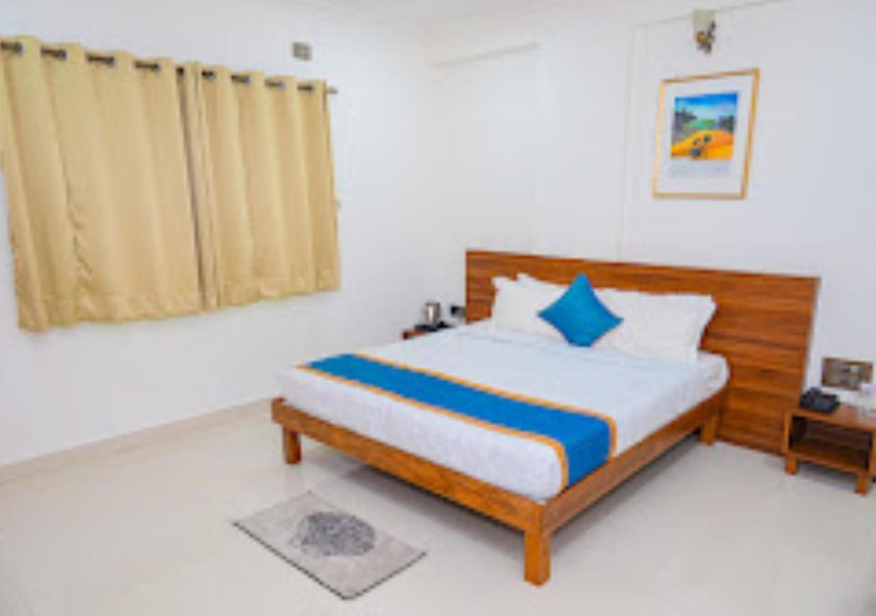 Hotel Rajwada Kapurhol Kapurwahal Екстериор снимка